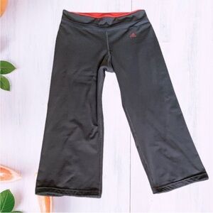 Adidas Grey and Coral Straight Athletic Woman Leggings with sleets. Size S.